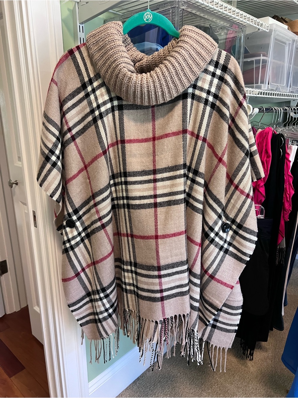V. FRAAS Beige Plaid Turtleneck Fringe Poncho